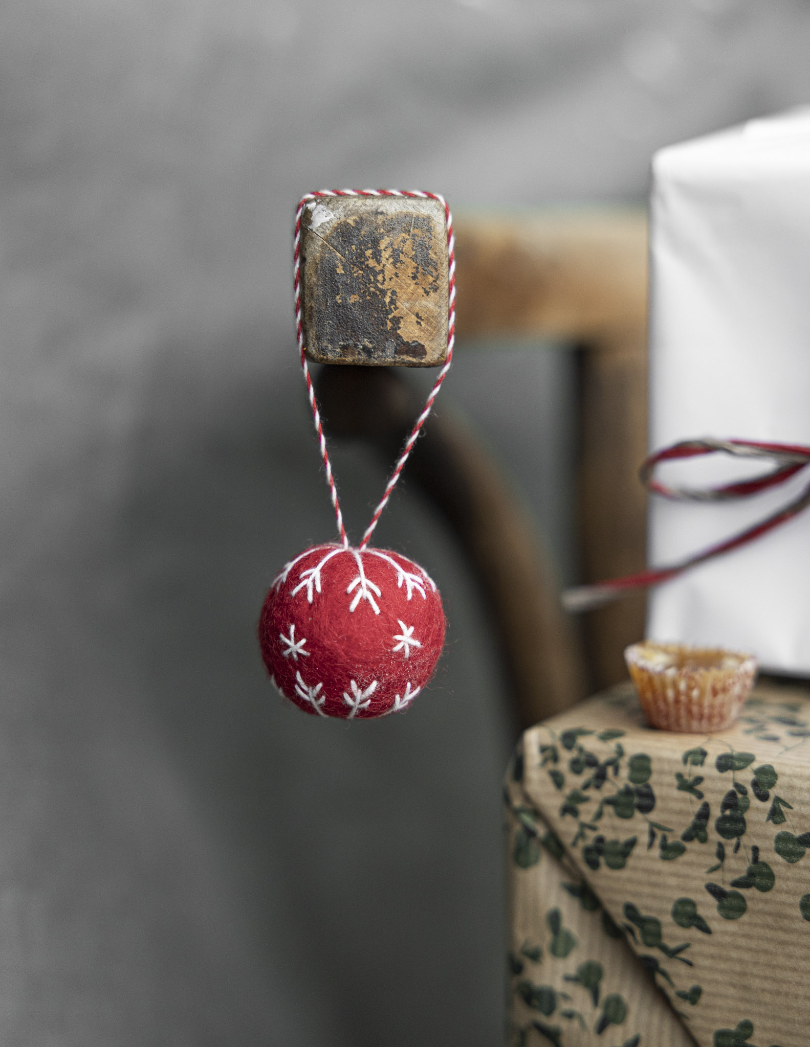 Baumschmuck Kullsta, Rot