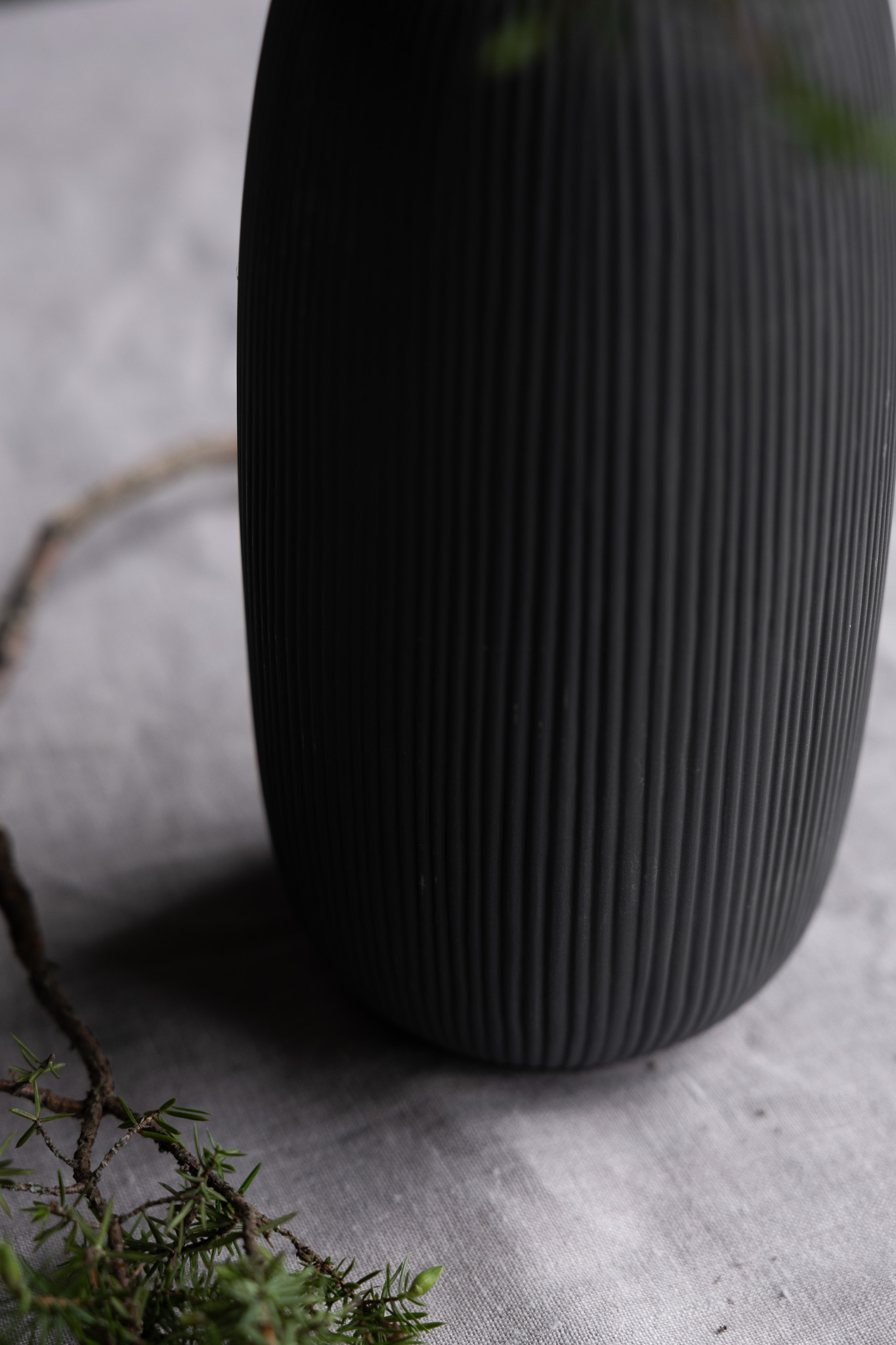 Vase Åby, dark grey